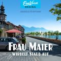 Frau Maier wirbelt Staub auf